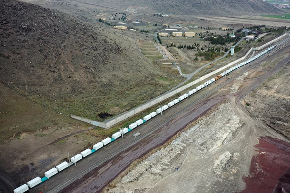 Yaşam konteynerlerini taşıyan tren Kayseri'ye ulaştı