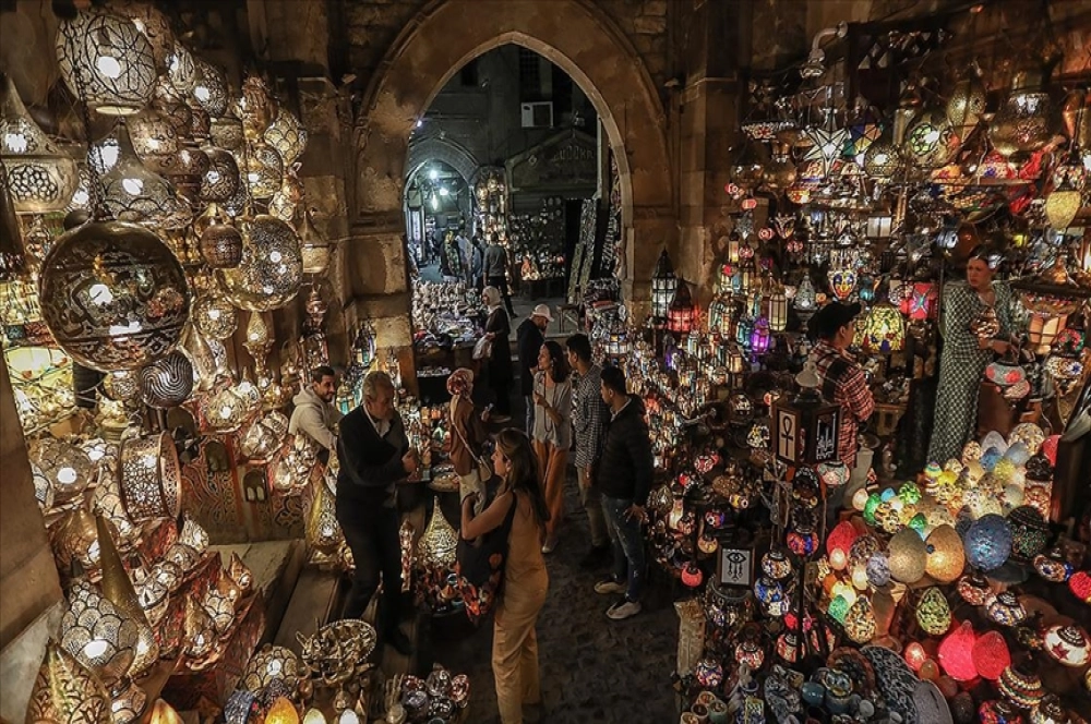 Mısır'ın sembol mekanları ramazan için "süslendi"