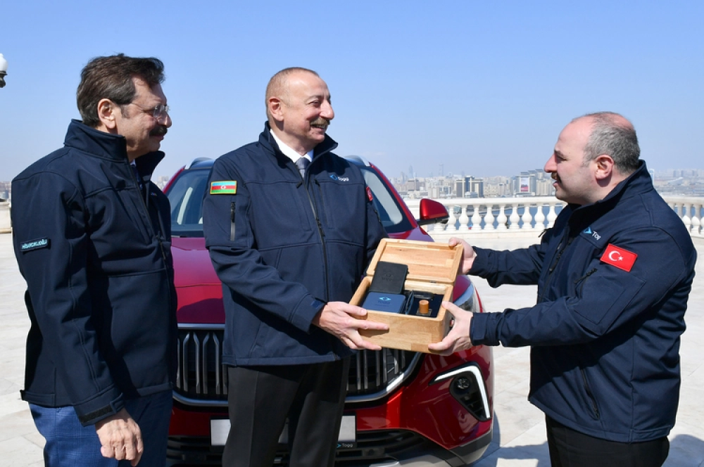 Togg T10X Aliyev'e teslim edildi