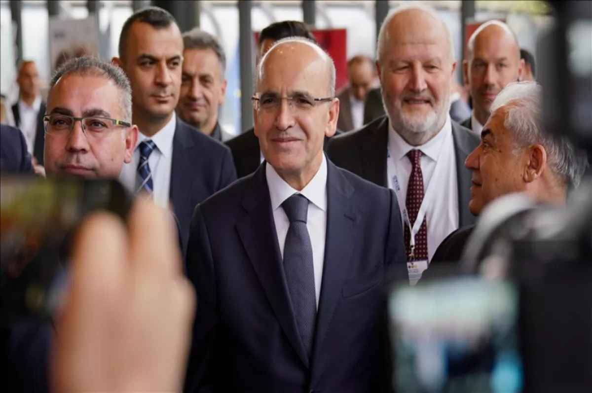 Hazine ve Maliye Bakanı Mehmet Şimşek: Türkiye'nin kredi notu artmaya başladı