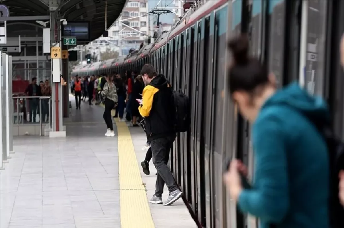 Bakanlığa bağlı metro ve kent içi raylı sistemler 23 Nisan'da ücretsiz olacak