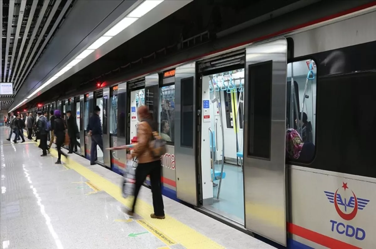 Marmaray ile 10 yılda taşınan yolcu sayısı bir milyara ulaştı