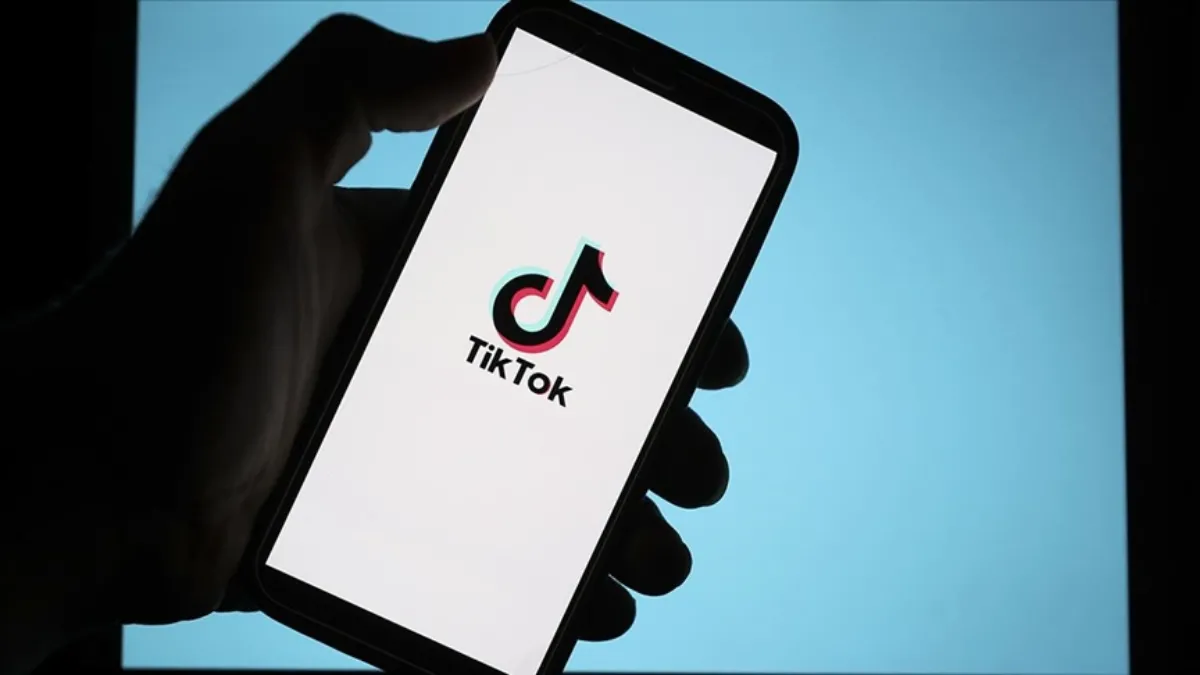 TikTok, Google Play Store ve App Store'a geri döndü