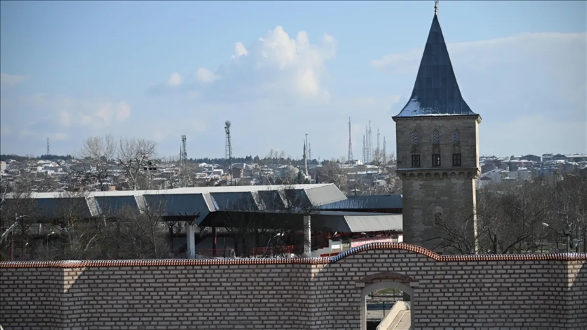 Edirne Sarayı Cihannüma Kasrı'ndan 200 yıl sonra Selimiye Camisi izlendi