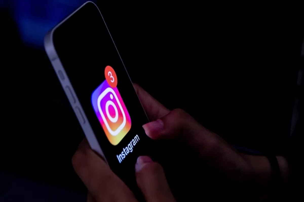 Türkler Instagram'da aylık 21 saat vakit geçiriyor