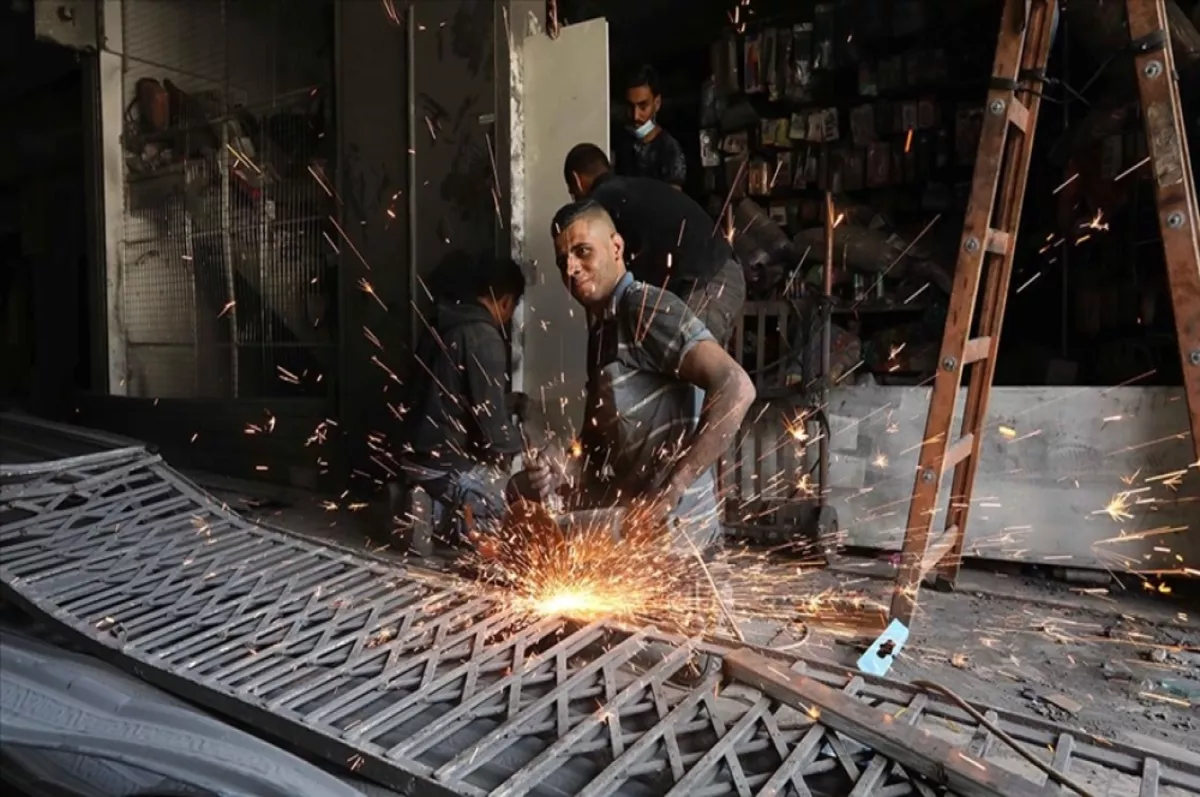 ‘Çalışma izni’ kriterleri güncellendi: Bugünden itibaren yürürlüğe girdi