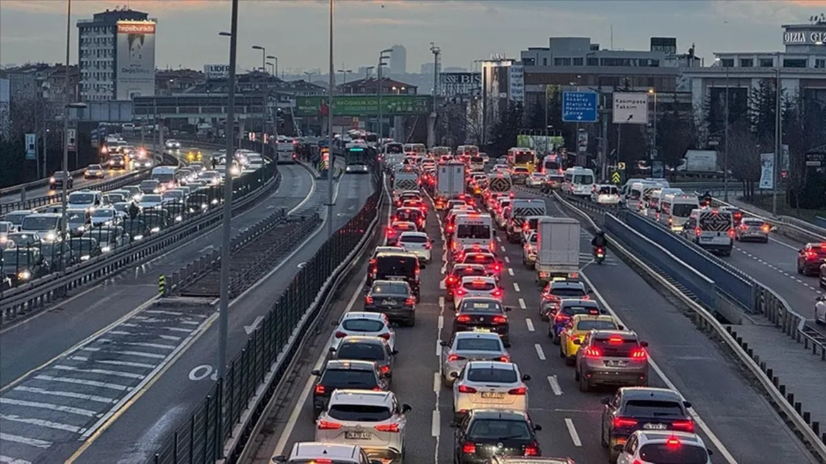 Trafikteki araç sayısı 161 bin 964 oldu