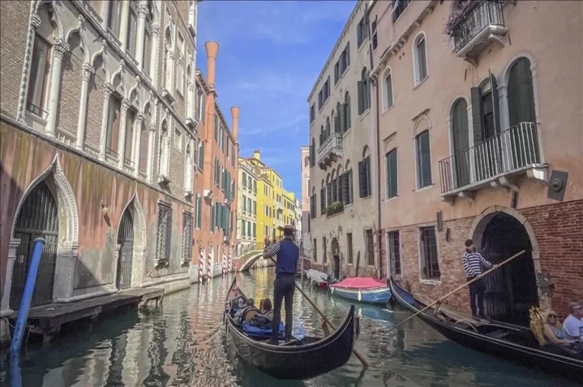 Venedik'e günübirlik gelen turistlerden giriş ücreti uygulaması başlıyor