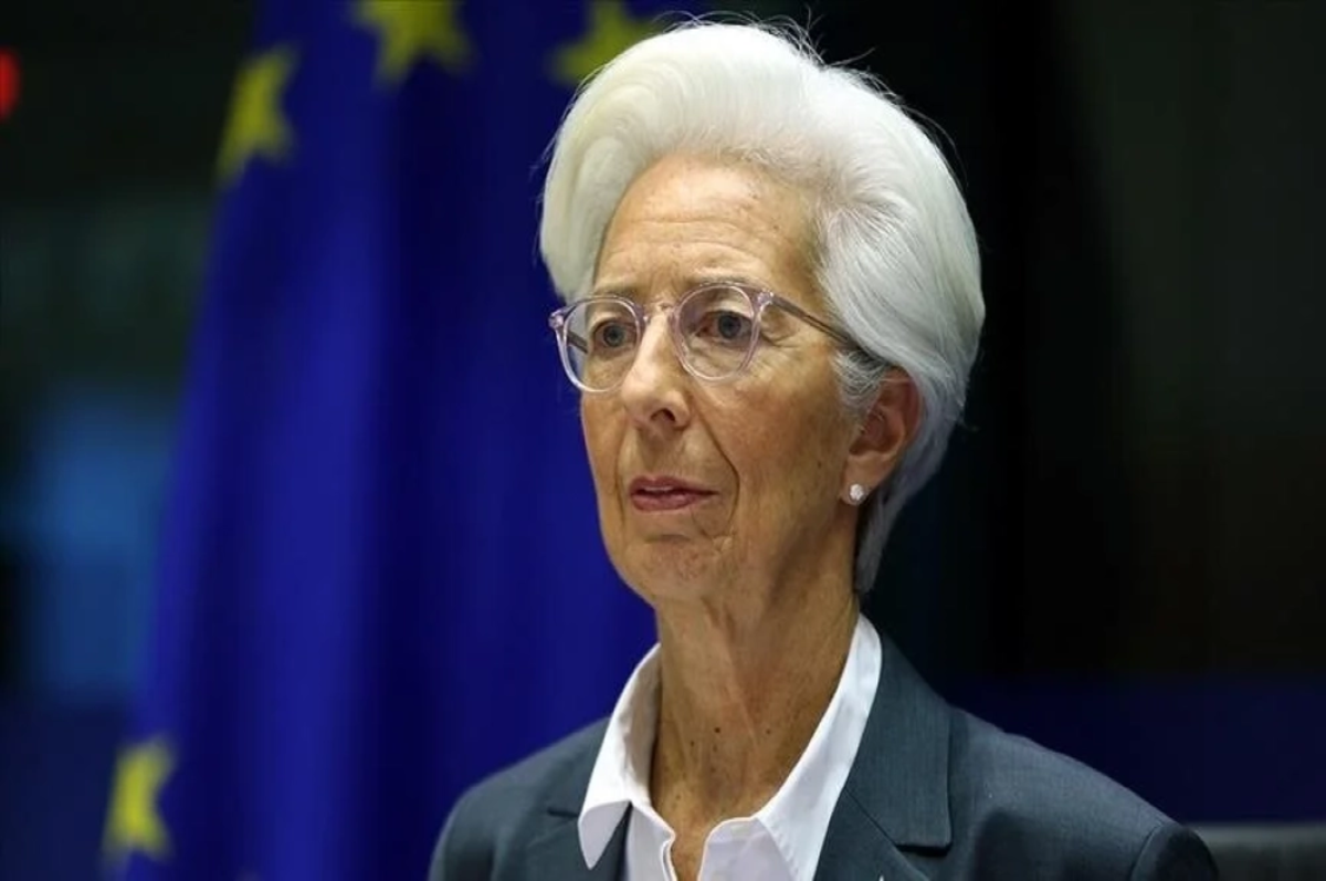 ECB Başkanı Lagarde: "Dezenflasyon sürecinin devam etmesi bekleniyor"