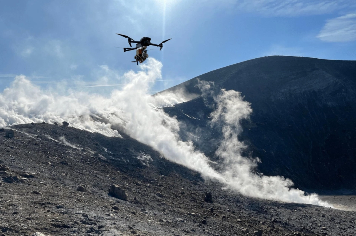 Volkanları dronelar takip edecek