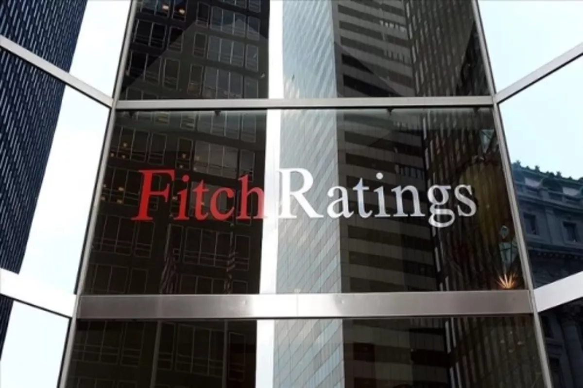 Fitch, Avro Bölgesi ve İngiltere'nin son çeyrekte resesyona girmesini bekliyor