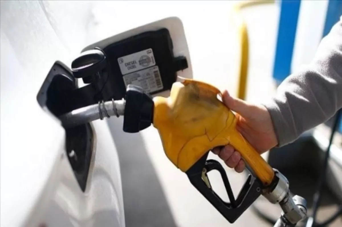 Rusya'dan petrol ihracatı tamamen kesilirse petrol fiyatları 130 dolara çıkabilir