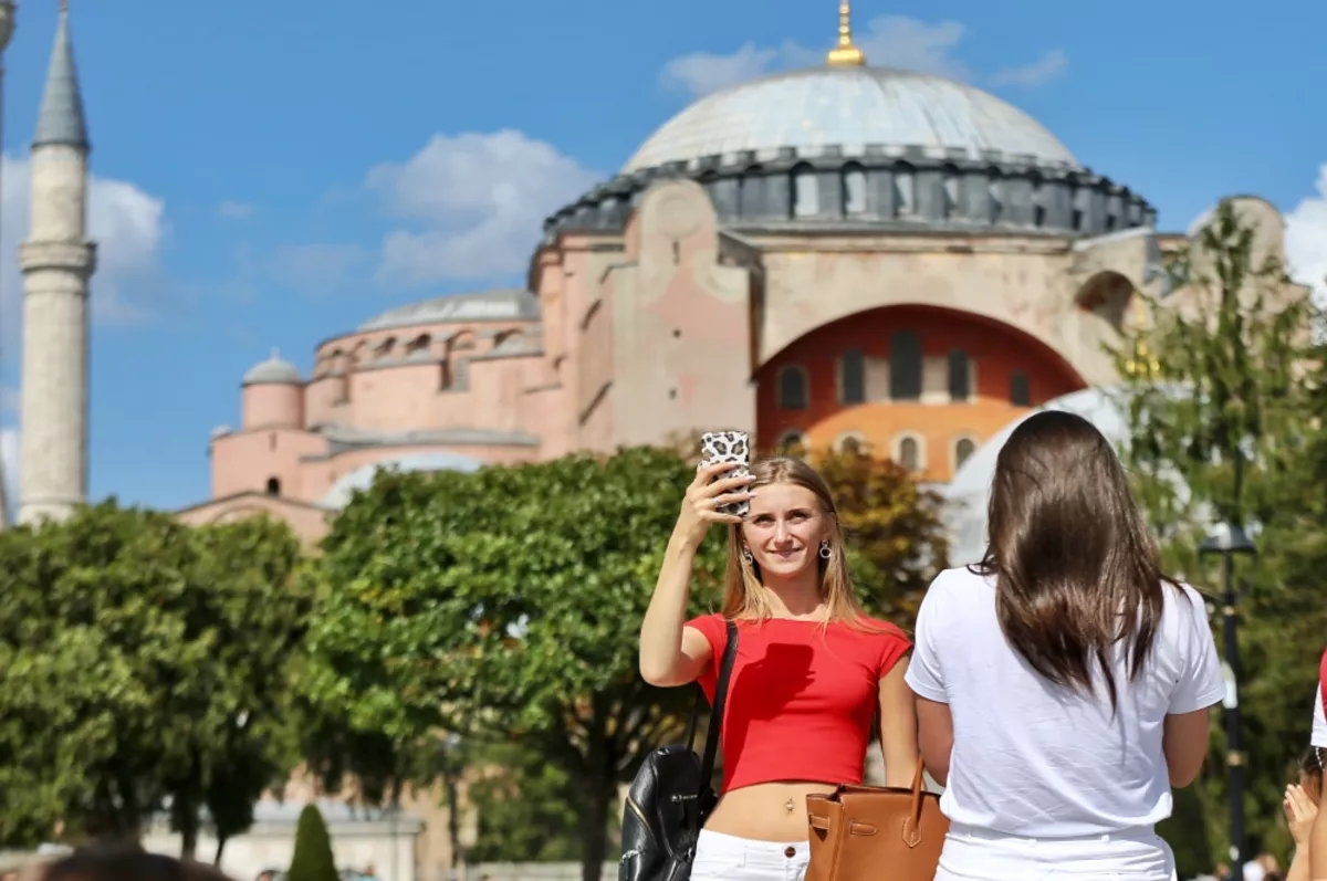 Yabancı turistlerin yüzde 57’si ödemelerini kartla yapmayı tercih ediyor