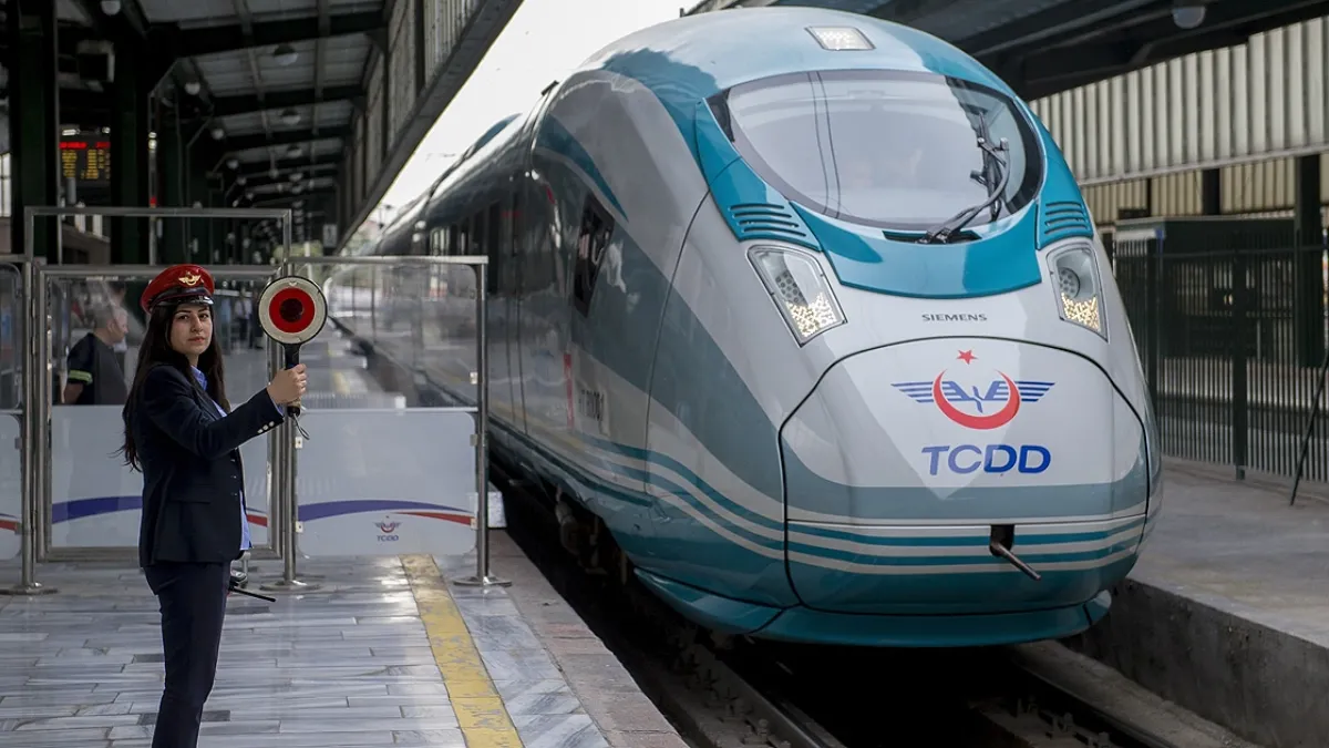 Yeni hızlı tren hattı için geri sayım başladı! Kapasite 4 katına çıkacak: Seyahat süresi 1,5 saate düşecek