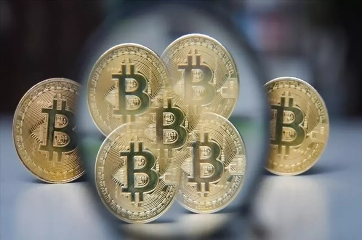 Bitcoin'in fiyatı 65 bin doların altına geriledi