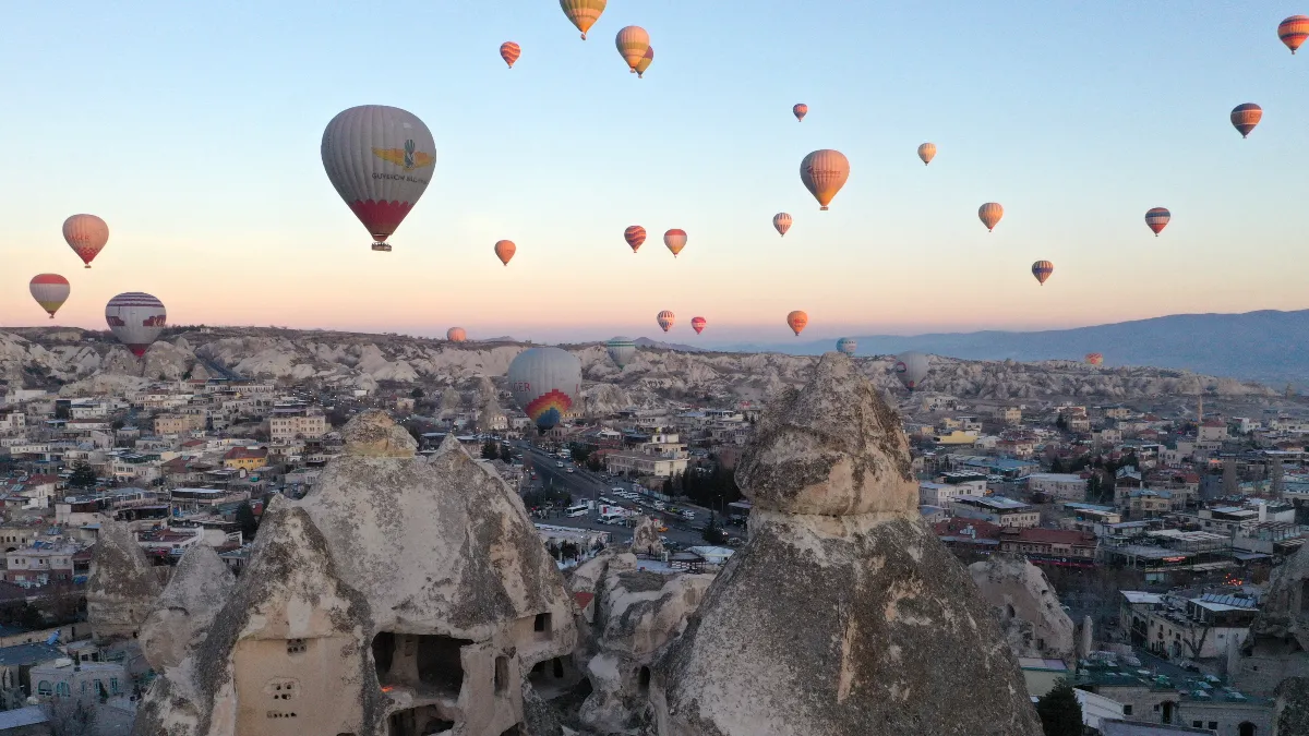 Kapadokya'da turizm zirvede: Balon turunda tüm zamanların rekoru kırıldı!