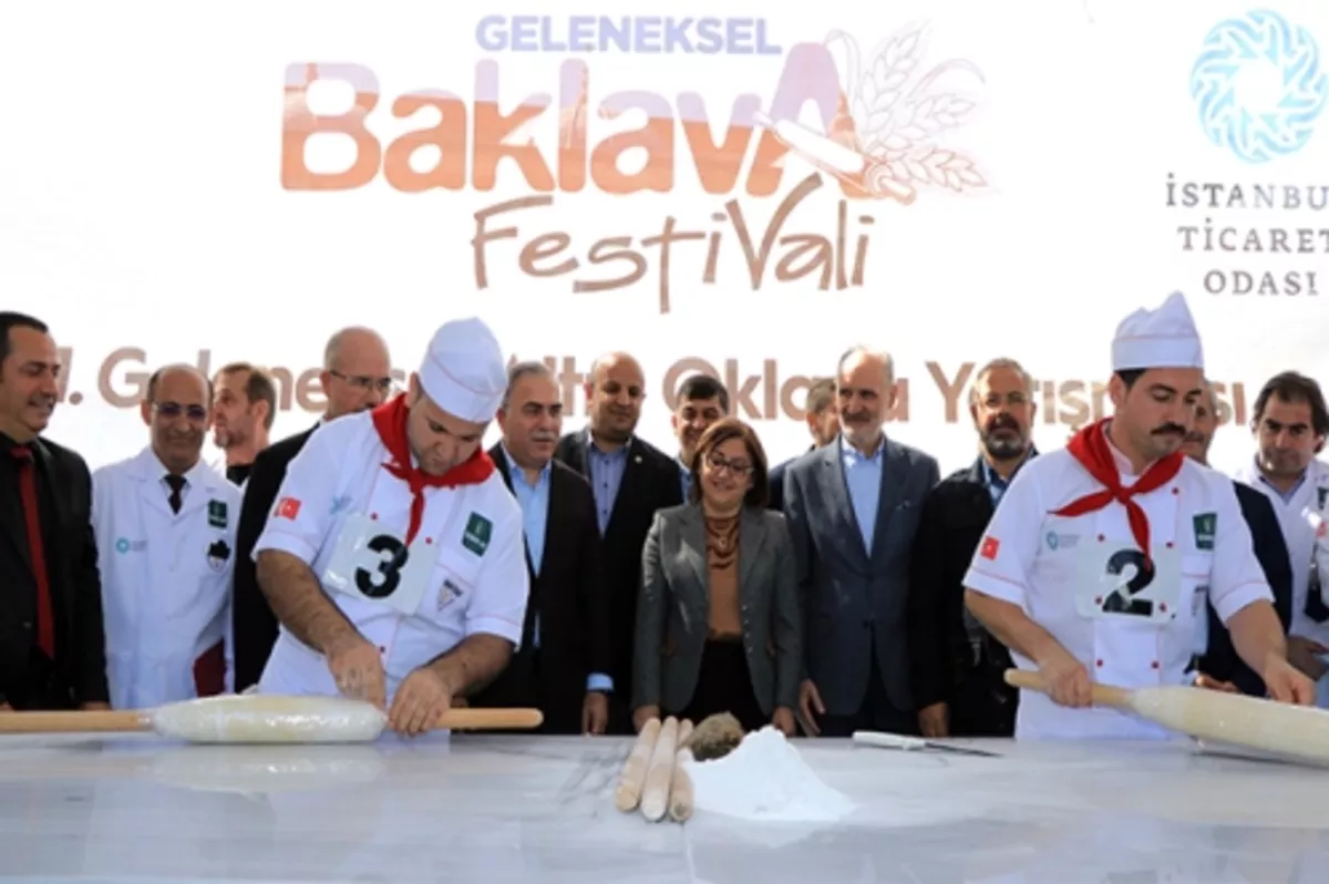 11. Baklava Festivali’nde 2 ton baklava ikram edildi