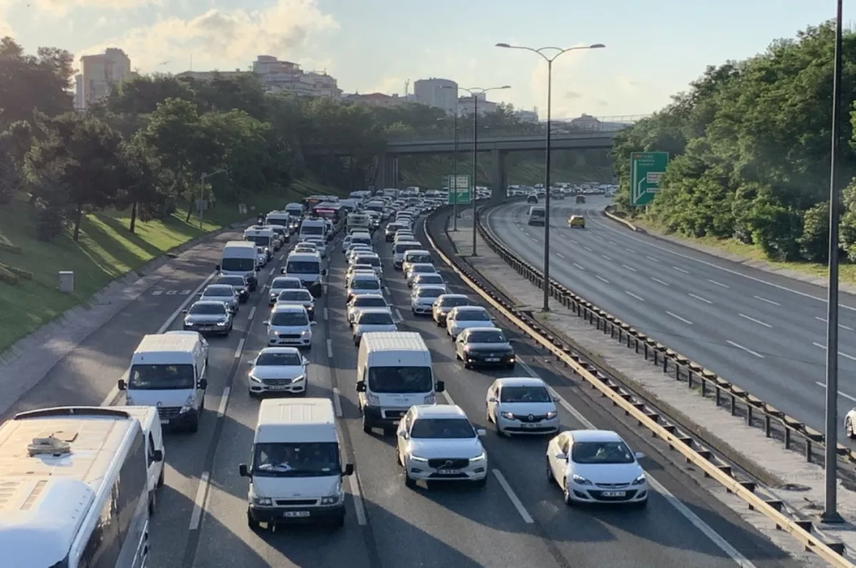 Trafik sigortasında azami primi SEDDK belirleyecek