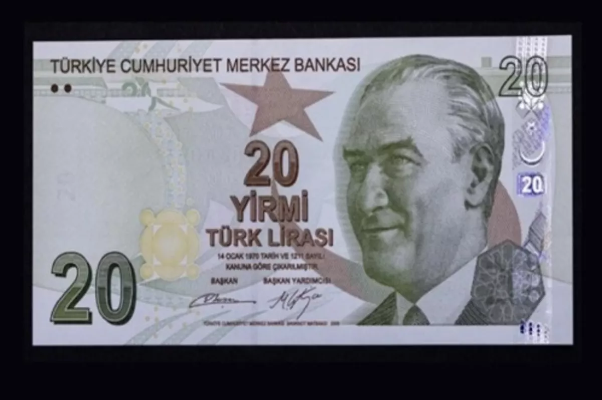 Son tertip 20 TL banknotlar tedavüle veriliyor