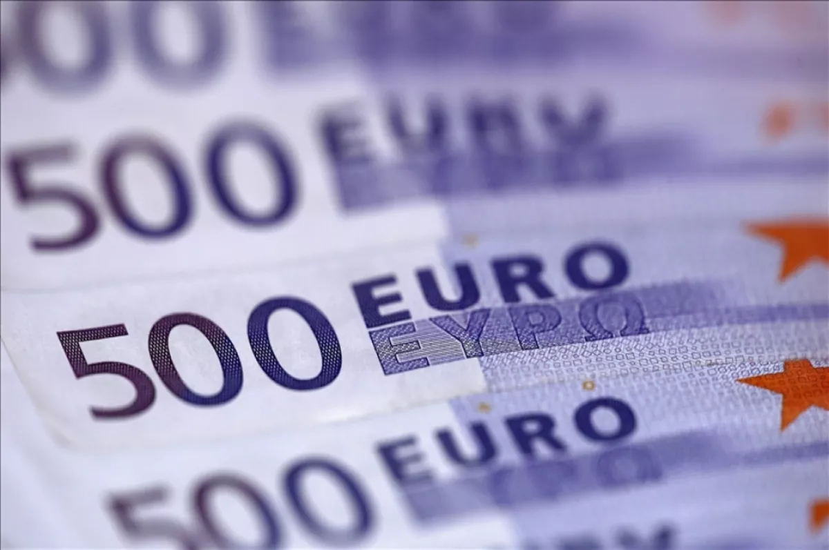 Euro Bölgesi'nde kamu borcunun GSYH'ye oranı yüzde 93 oldu