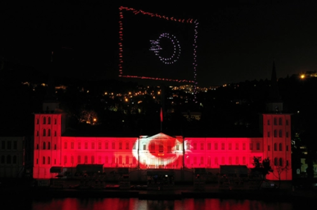 15 Temmuz 5 dilde anlatılacak