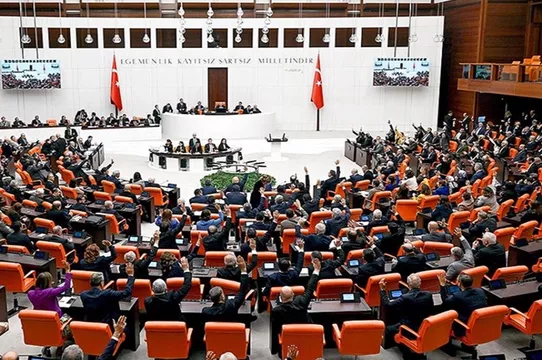 SON DAKİKA: Devlet Memurları Kanunu değişiyor! Teklif TBMM'ye sunuldu