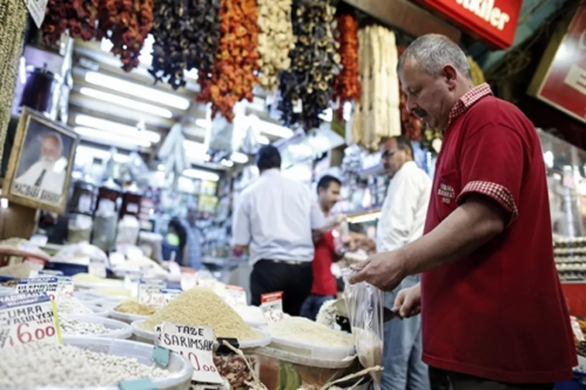 Plastik poşete ücret uygulamaya giriyor