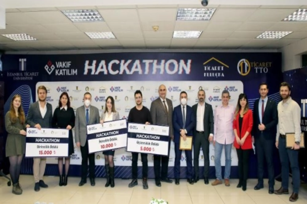 Hackathon ödülleri sahiplerini buldu