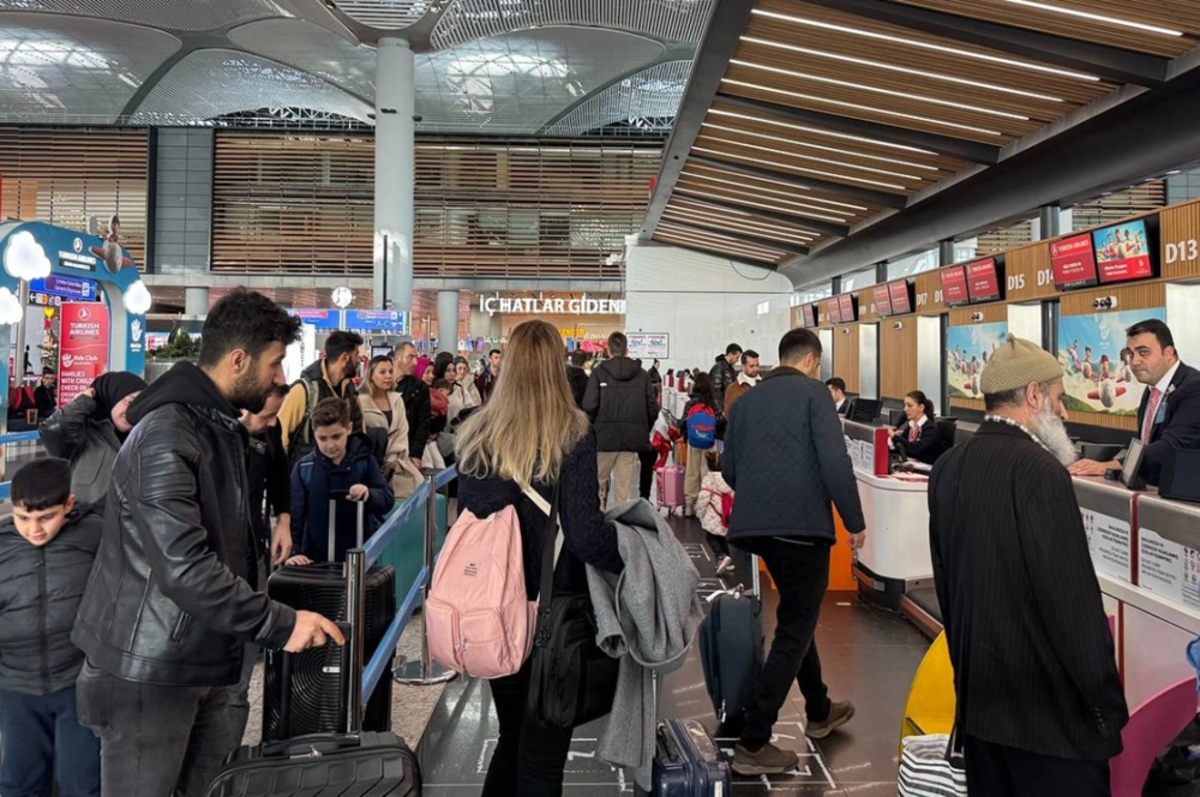 İstanbul Havalimanı'nda yarıyıl tatili yoğunluğu yaşanıyor