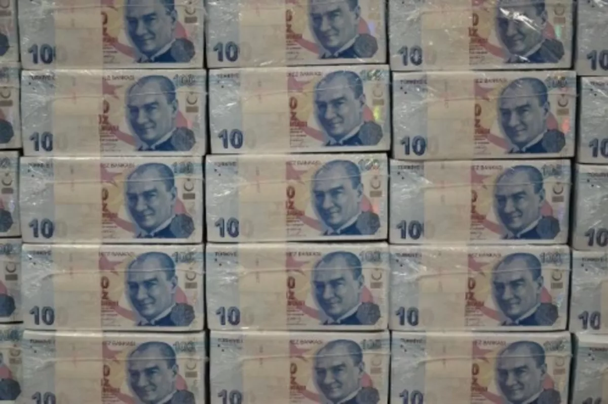 Kısa çalışma ödeneği, nakdi ücret desteği ve işsizlik ödeneği kapsamında 8 milyon kişiye 57 milyar lira ödendi