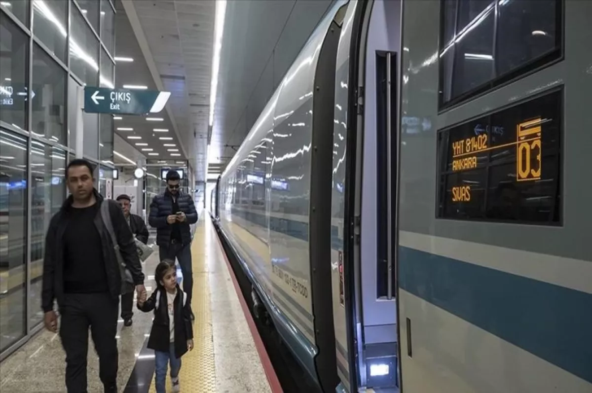 Ankara-Sivas Hızlı Tren Hattı'nda 125 binden fazla kişi seyahat etti