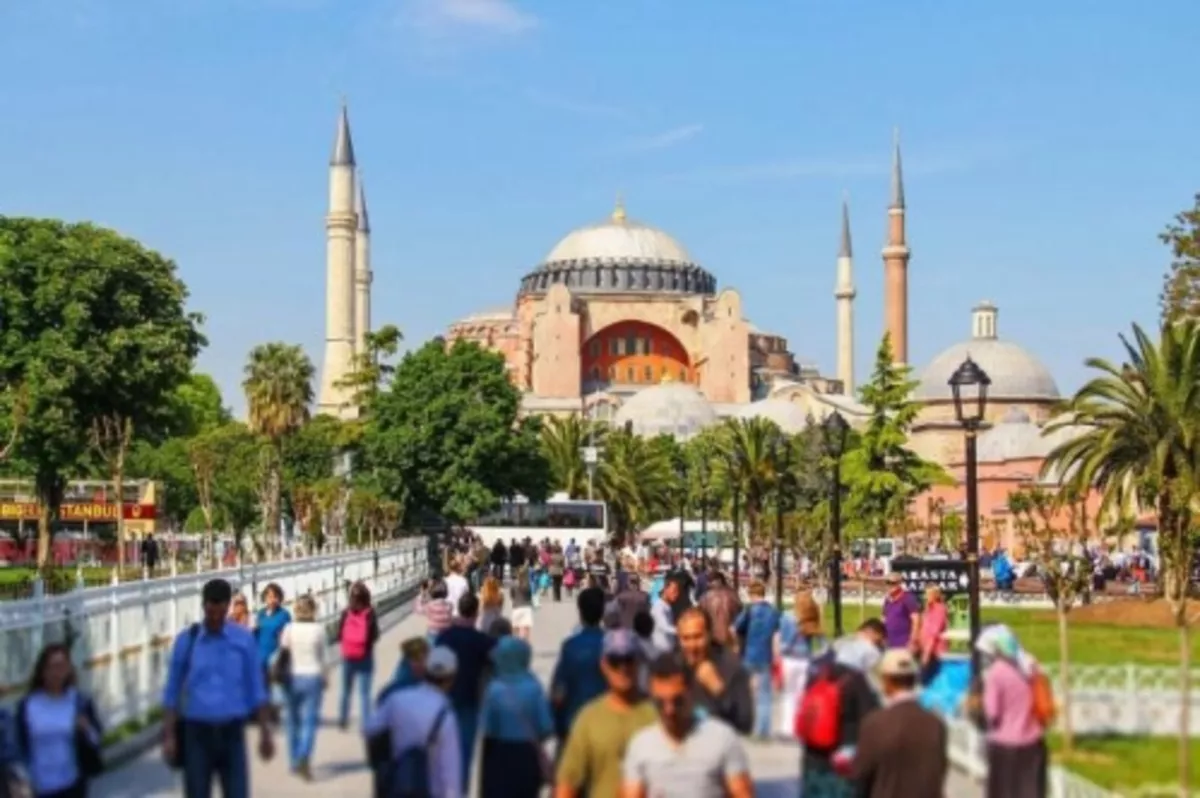 İstanbul turist sayısında pandemi öncesini de geçti