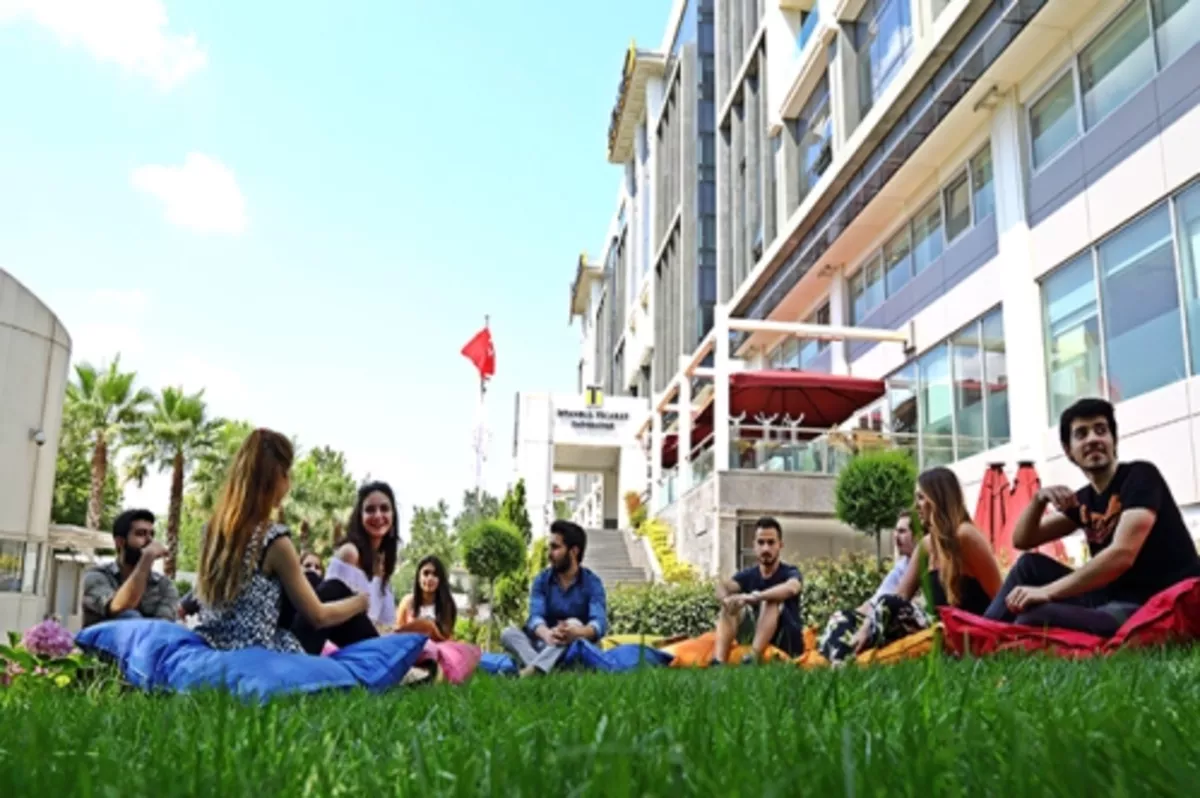 Istanbul’s global university celebrates its 15th anniversary