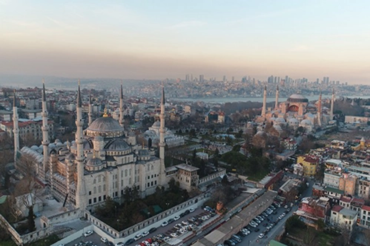 Turistlerin Gözdesi Sultanahmet Camii