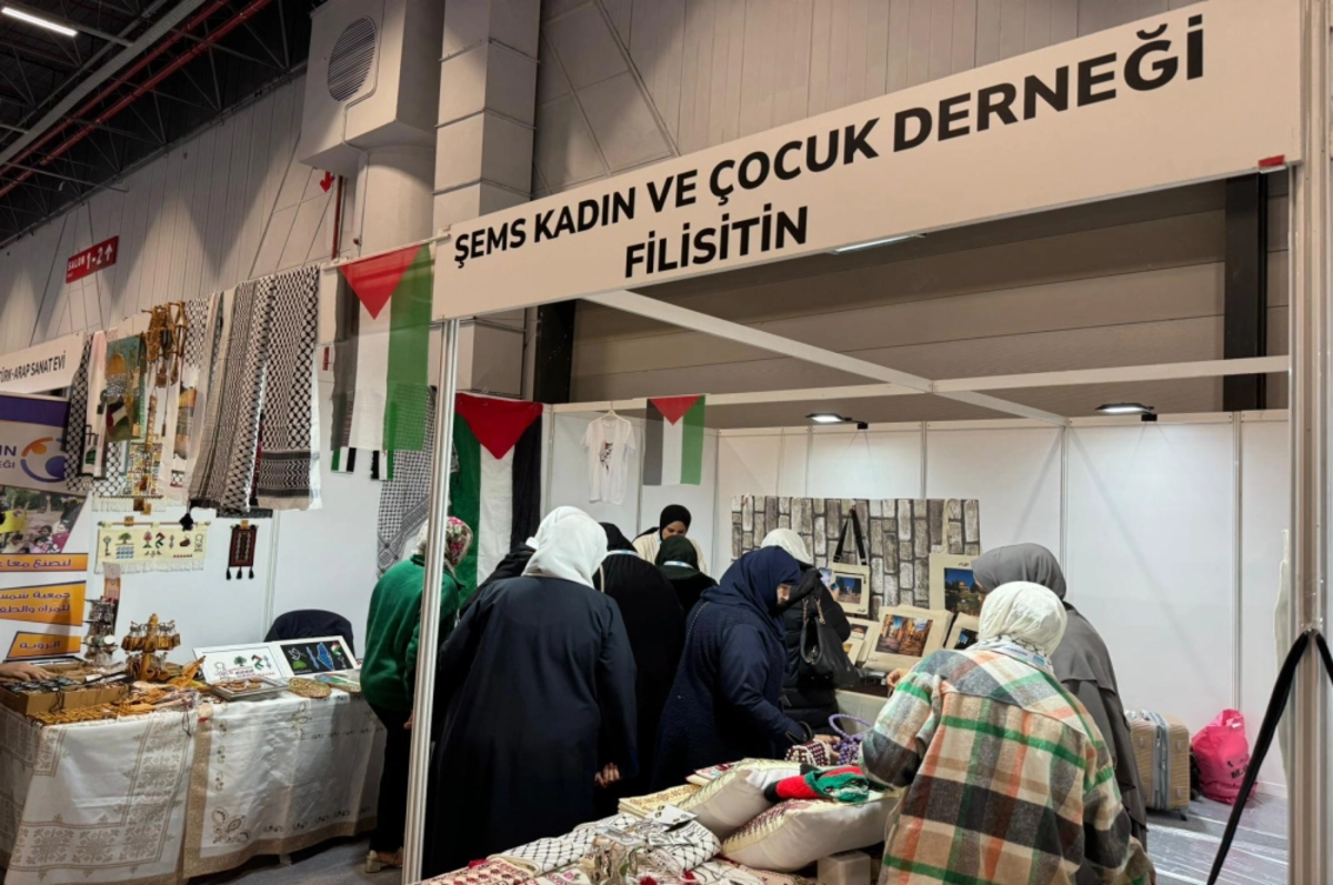 Helal expo fuarında Filistinli kadınların el emeği ürünleri ilgi topladı