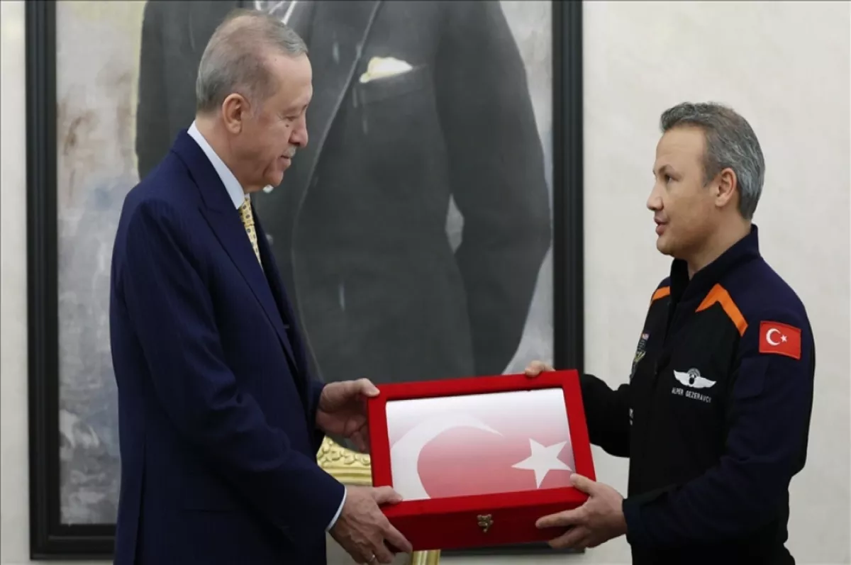 Cumhurbaşkanı Erdoğan, Türkiye'nin ilk astronotu Gezeravcı'yı kabul etti