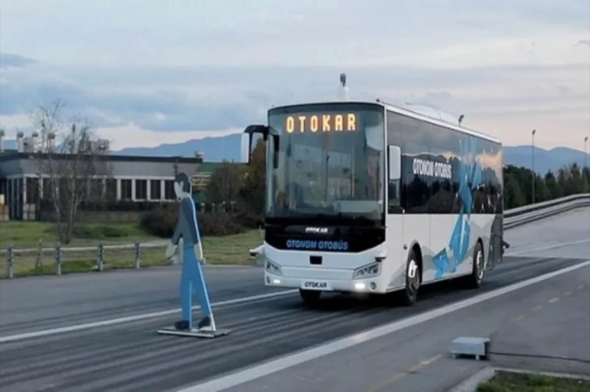 Türkiye'nin sürücüsüz otobüsü testleri başarıyla geçti