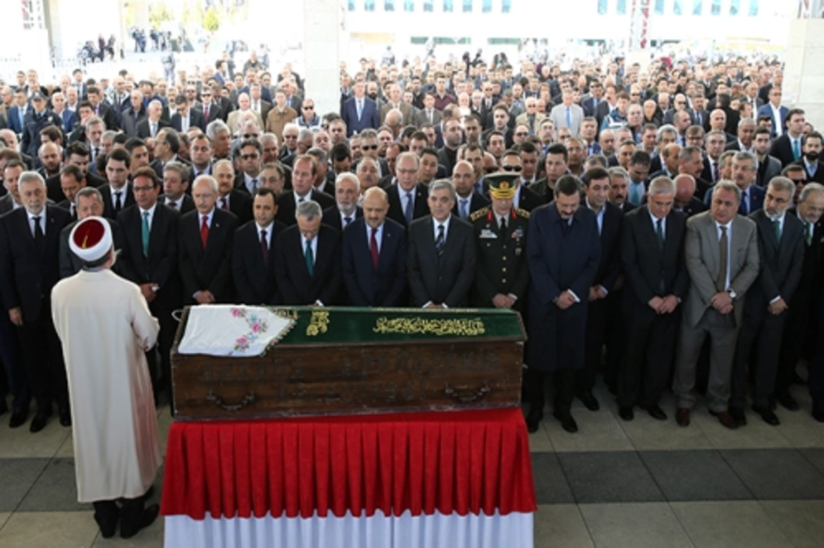 Solmaz Hisarcıklıoğlu son yolculuğuna uğurlandı