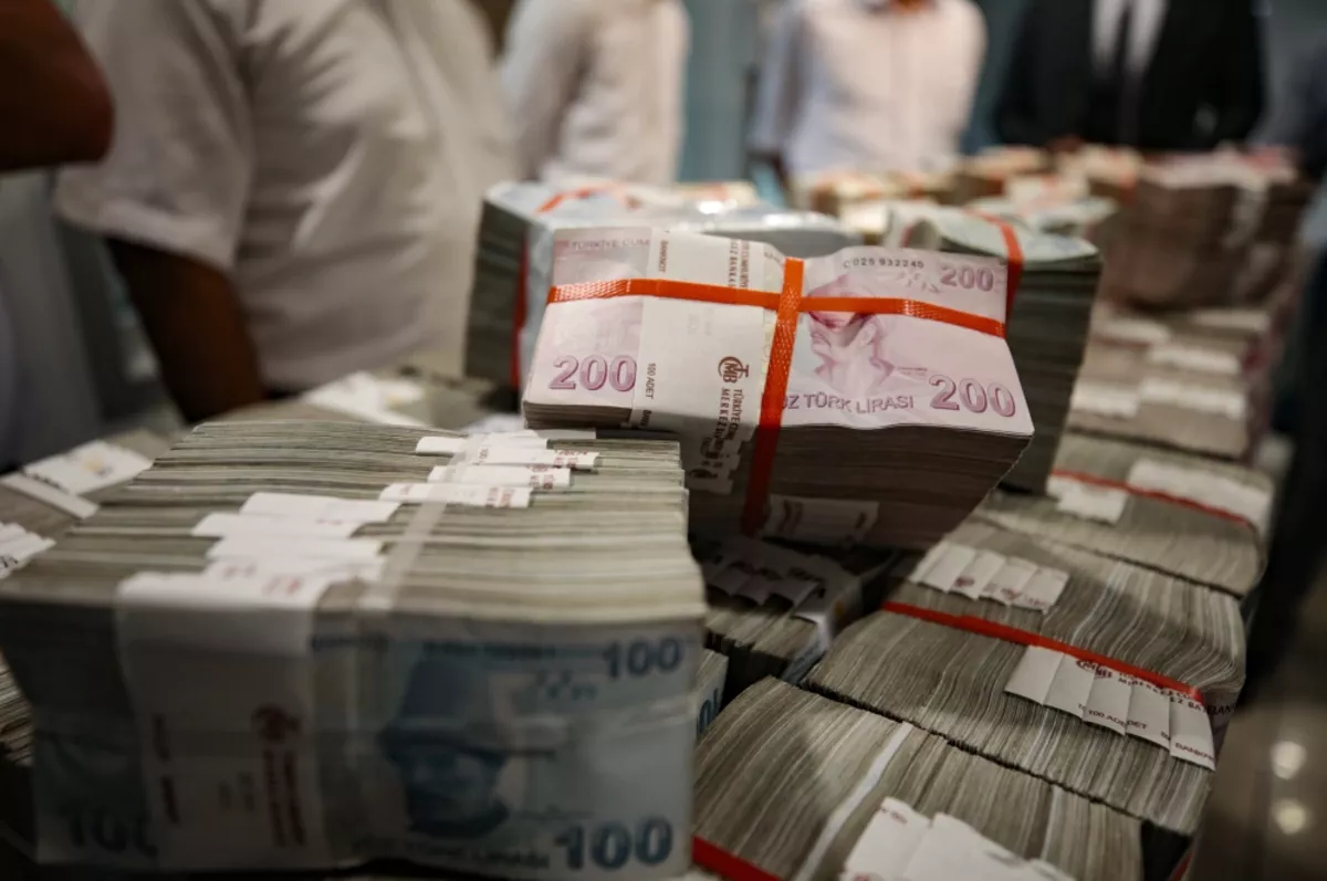 KİT ve özelleştirilecek kuruluşların borcu 692.7 milyar lira