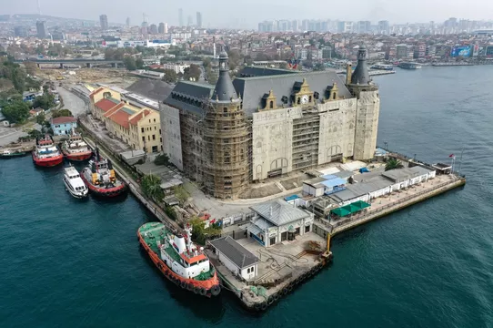 İstanbul restorasyonlarla eski siluetine kavuşuyor