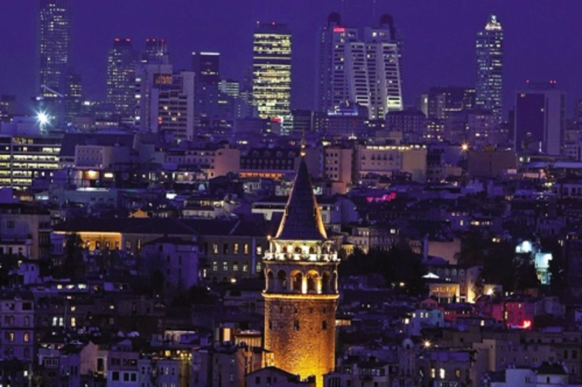 Istanbul - The Rising City