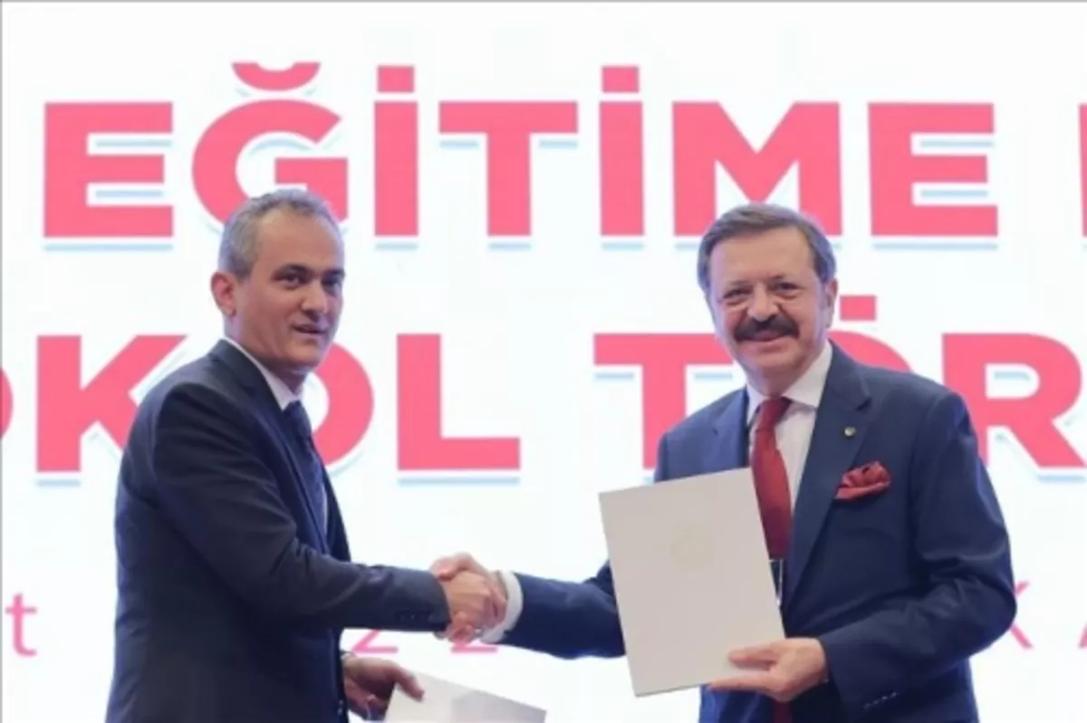 MEB ile TOBB arasında Mesleki Eğitim Merkezleri İş Birliği Protokolü imzalandı