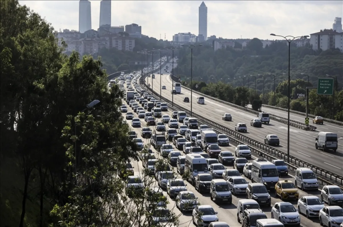 Trafiğe kasımda 188 bin 966 taşıtın kaydoldu