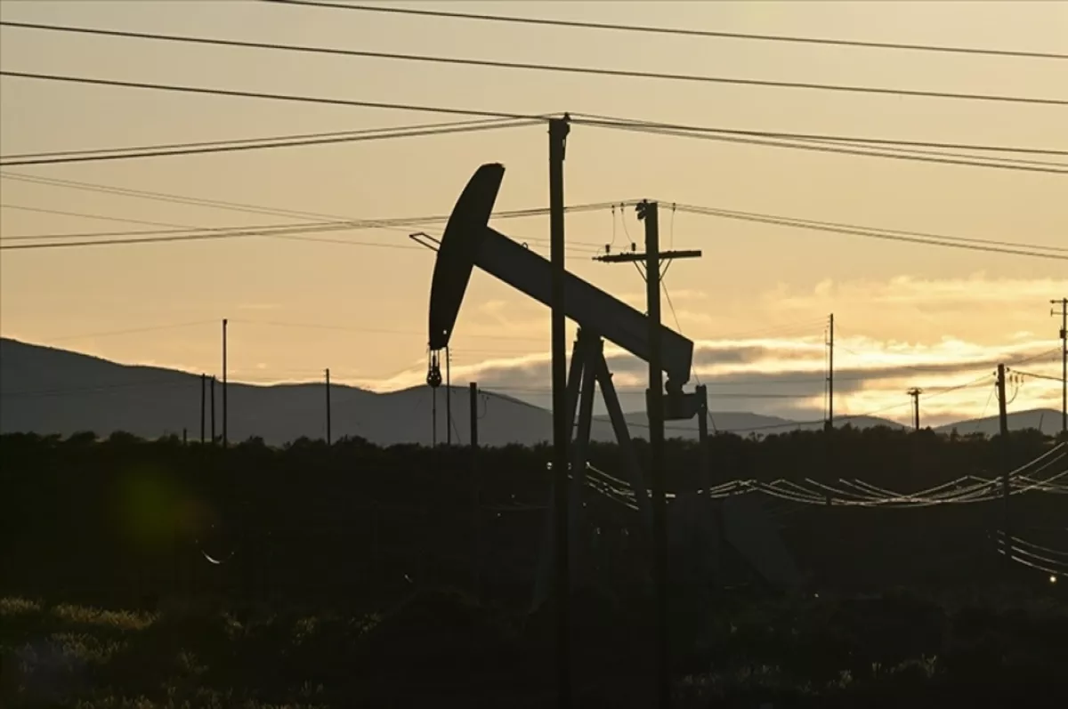 Petrol fiyatları yükseliş eğilimini kaybediyor