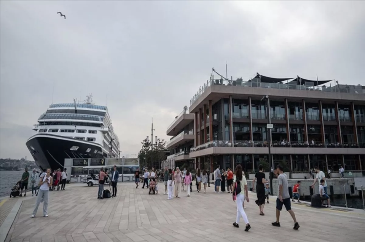 Galataport İstanbul, boğaz kenarında kültür sanat ortamı sunuyor