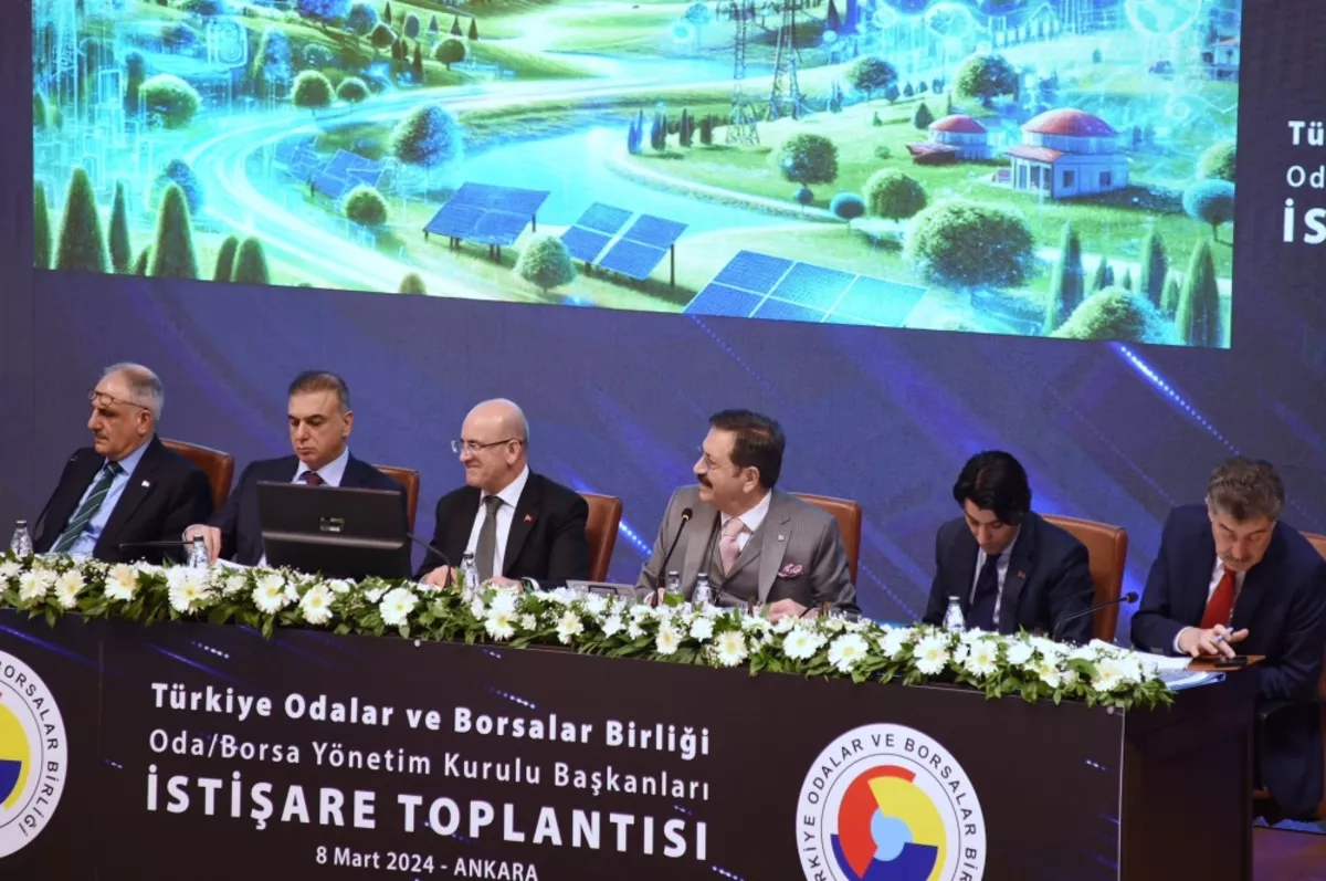 Bakan Şimşek, TOBB Oda/Borsa Başkanları İstişare Toplantısı'na katıldı