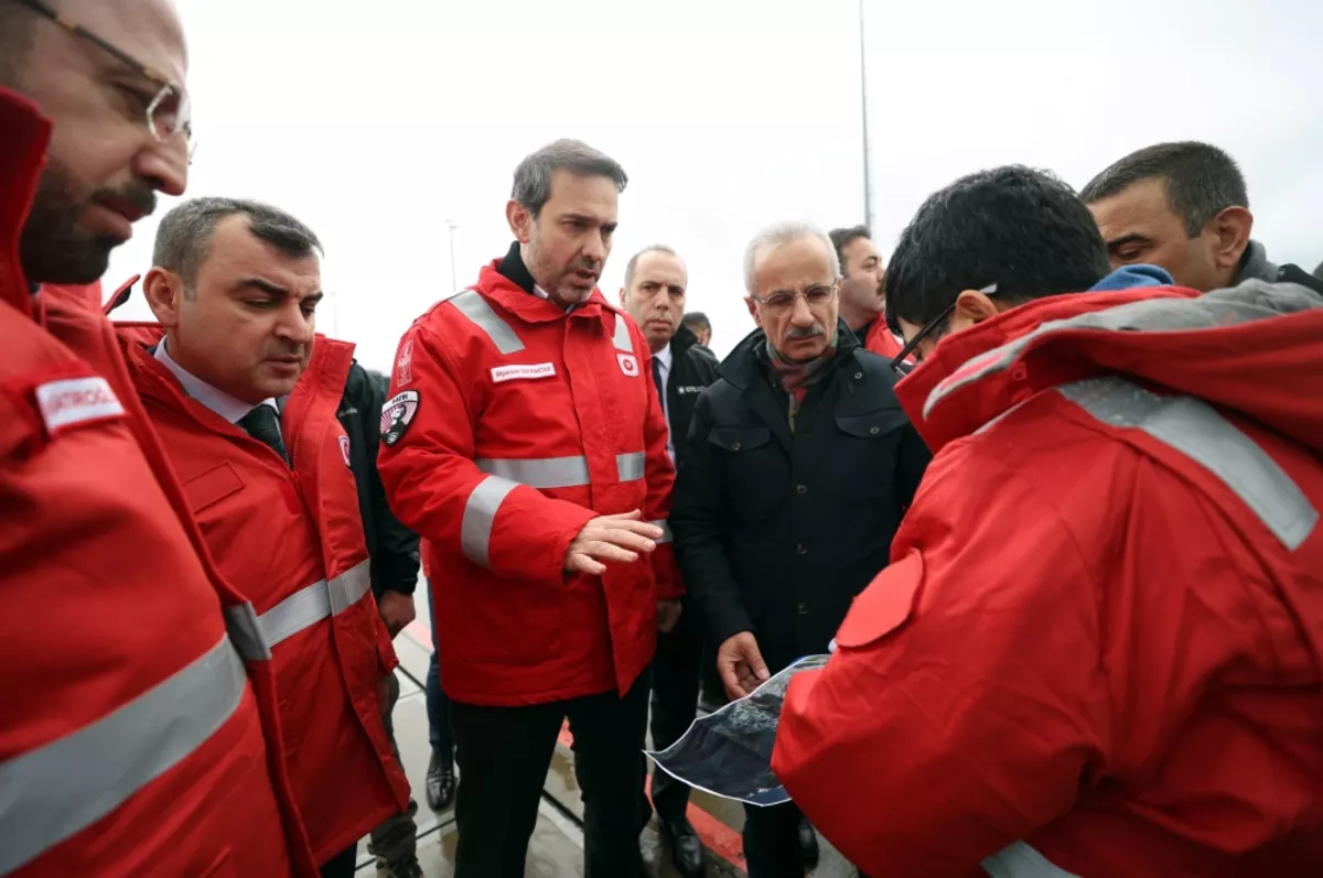 Bakan Bayraktar, Filyos Doğal Gaz İşleme Tesisi'nde incelemelerde bulundu