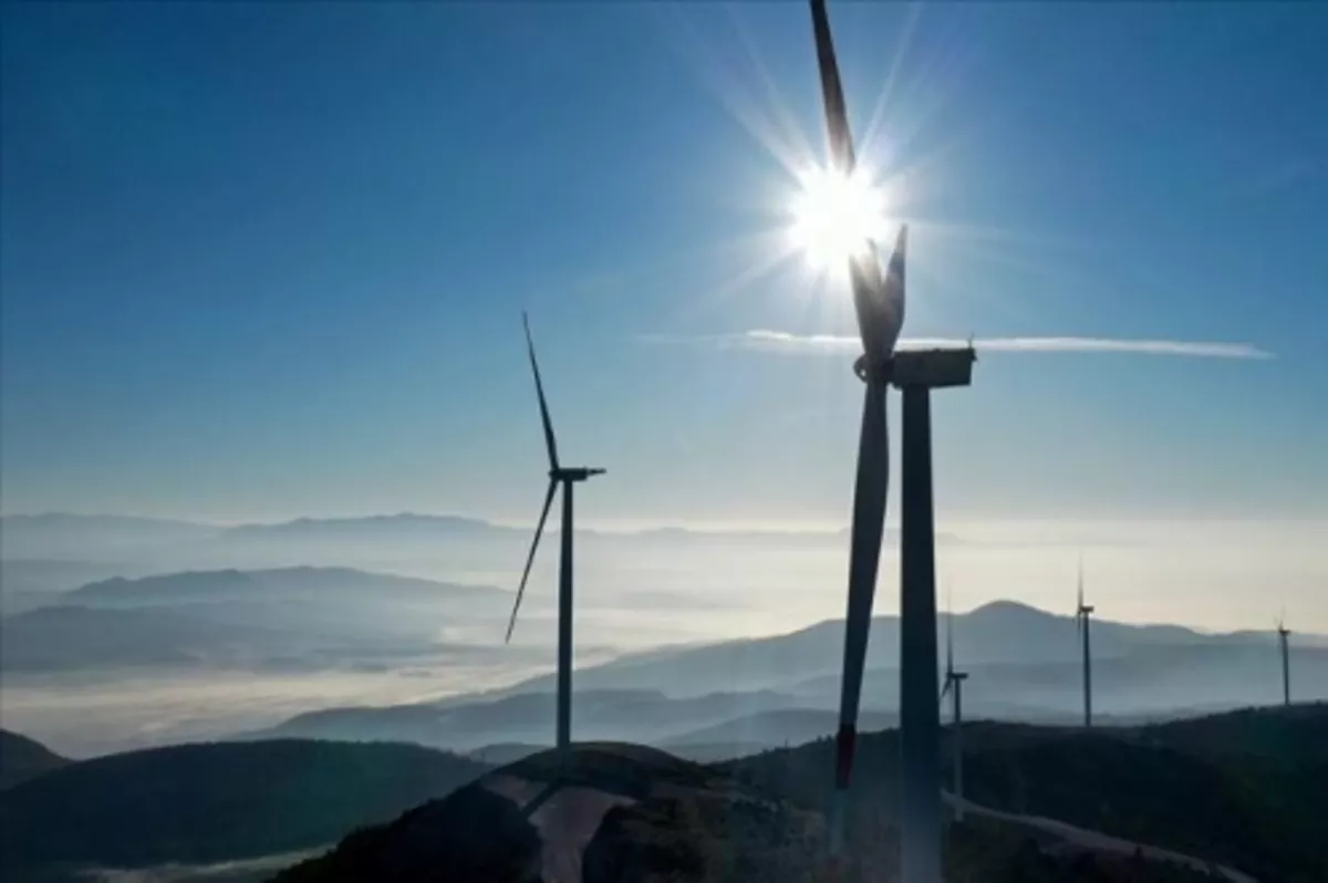 Yenilenebilir enerji Türkiye'nin ekonomik gelişimi için toplumun ilk tercihi