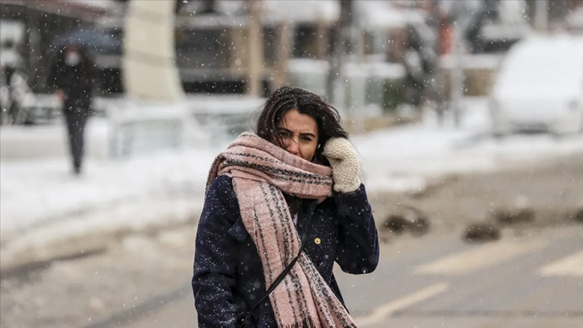 METEOROLOJİ SON DAKİKA: Soğuk hava etkisini sürdürecek! İstanbul, İzmir ve Ankara'da hava durumu nasıl olacak?