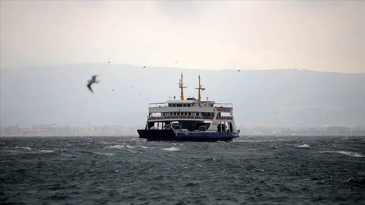 Bazı feribot seferleri iptal edildi